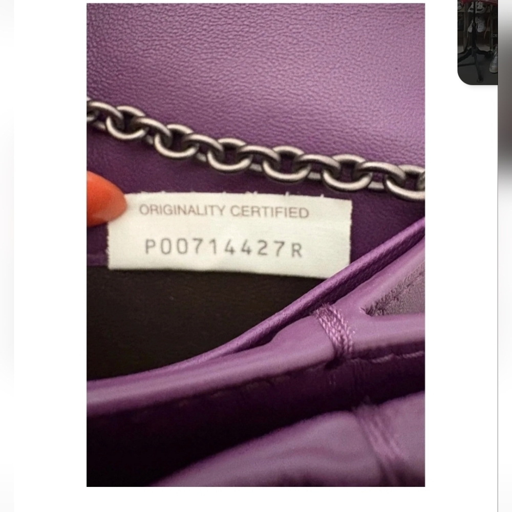 Bottega Veneta Intrecciato Wallet on Chain – Purple EUC Authentic - Picture 17 of 17